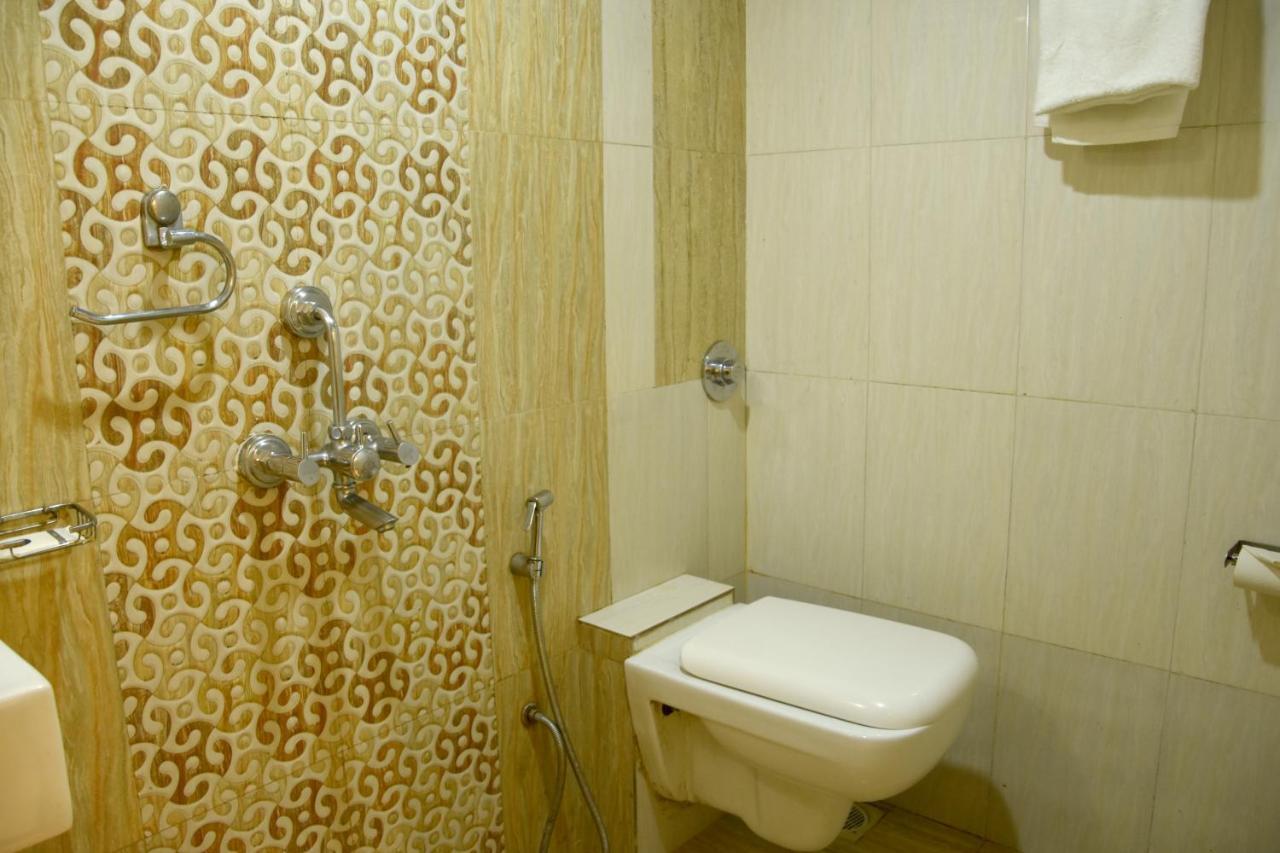 Hotel Galaxy Comforts Mumbai Exterior foto